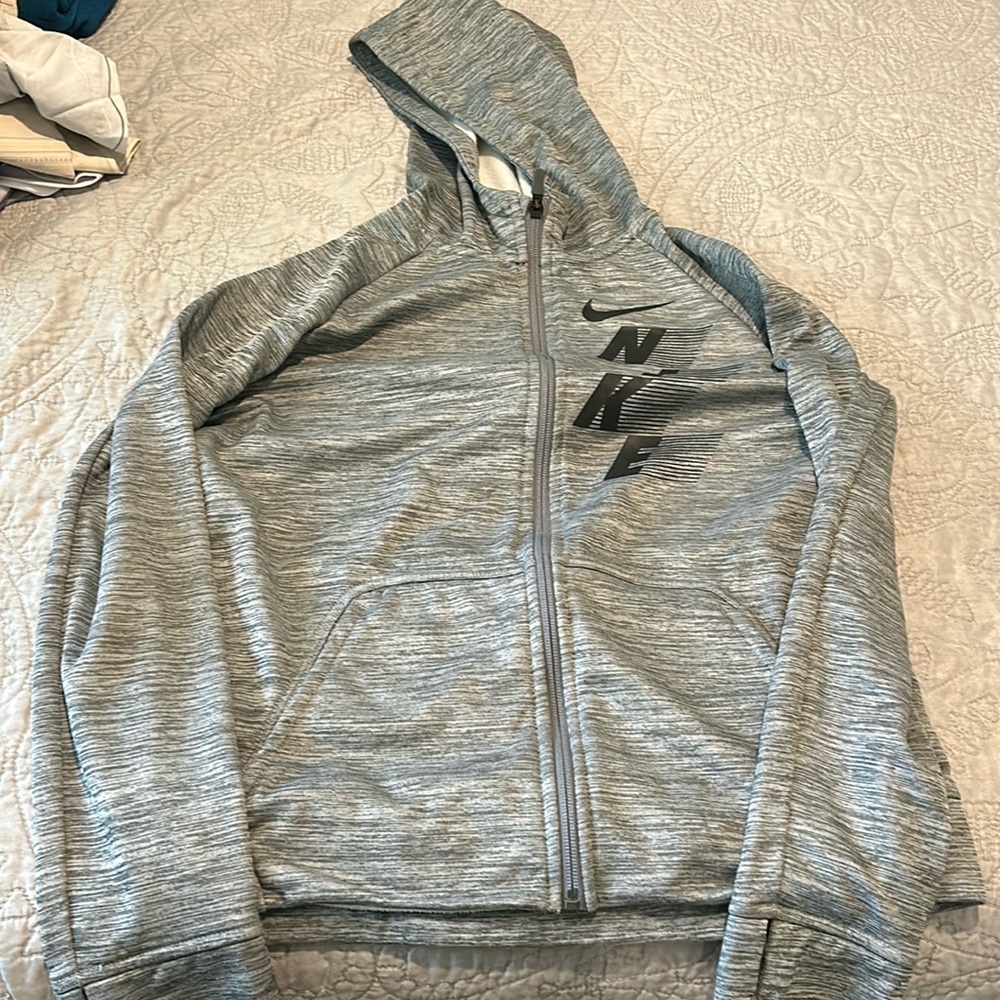 Nike zip up boys xl